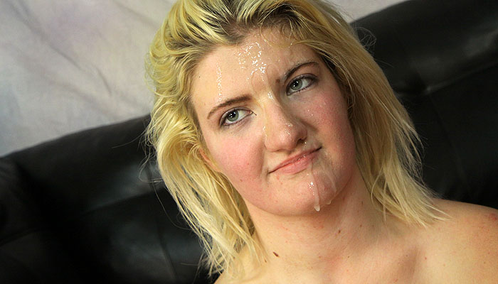 Face Fucking Holly North